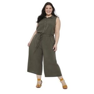 Plus Size Women’s Army Green Wide Leg Sleeveless Jumpsuit with Pockets 3X 4X